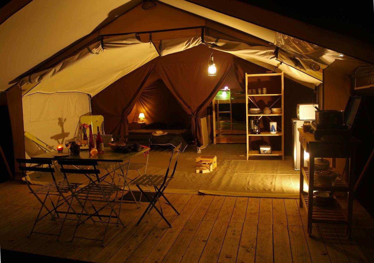 Cosycamp Chamalières-sur-Loir Bagian luar foto